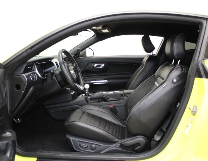 Ford Mustang Kupé 5,0 l 338 kw