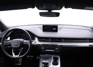 Audi Q7 26