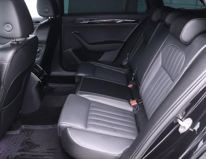 Škoda Superb Kombi 2,0 l 110 kw