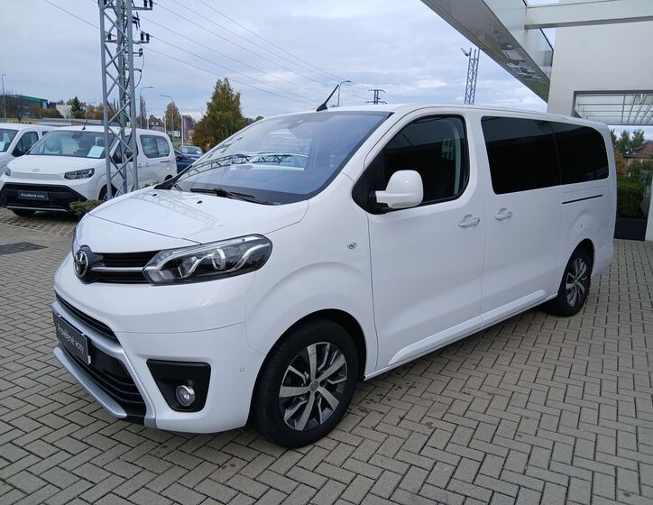 Toyota ProAce Verso 2