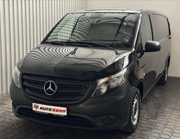 Mercedes-Benz Vito 1