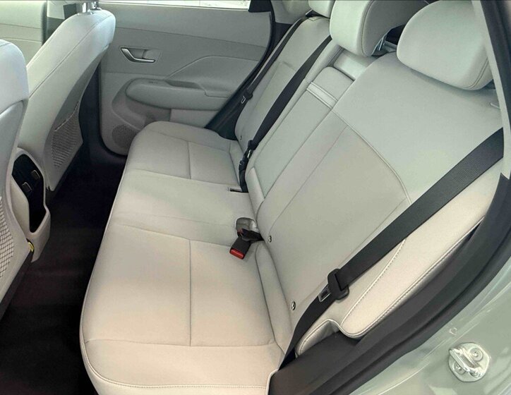 Hyundai Kona SUV 1,6 l 145 kw