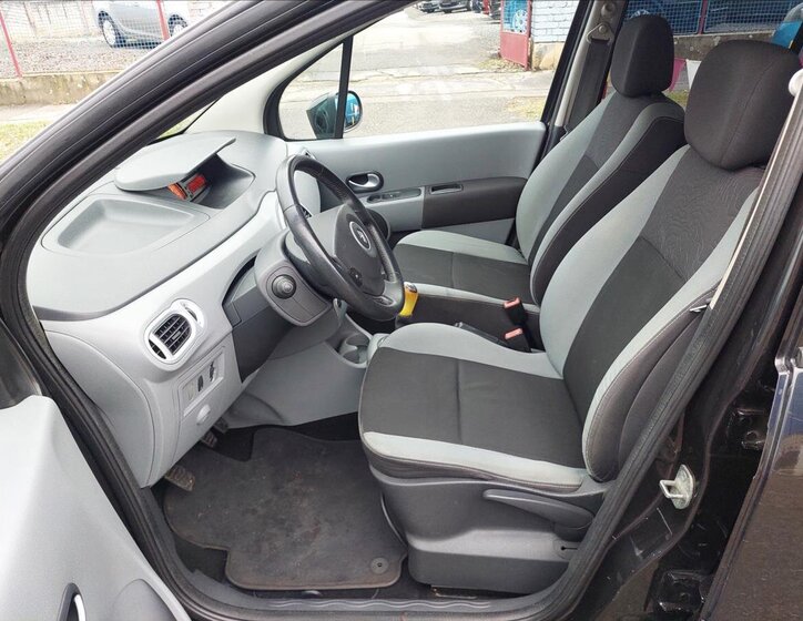 Renault Modus Hatchback 1,1 l 55 kw