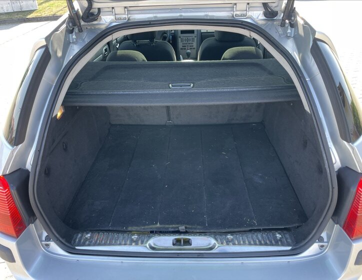 Peugeot 407 Kombi 1,6 l 80 kw