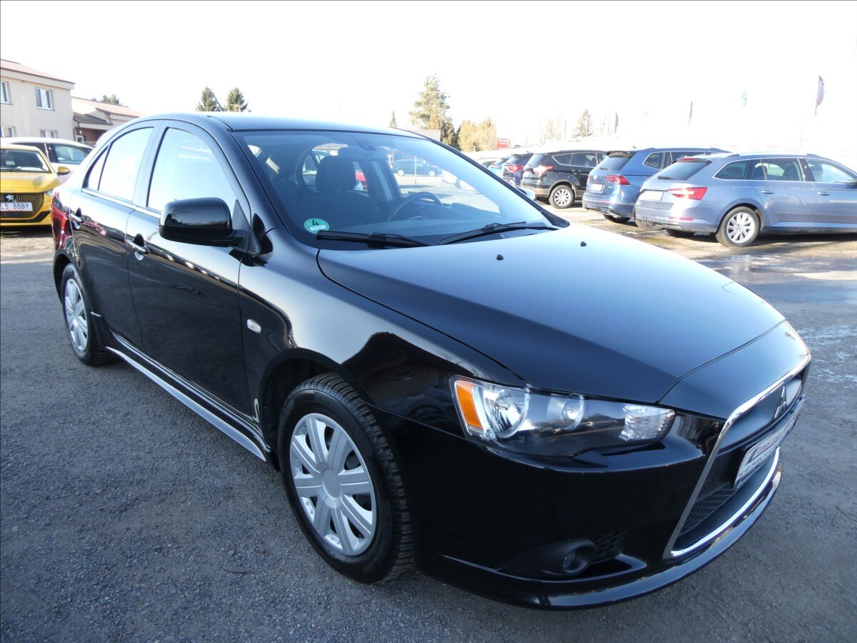 Mitsubishi Lancer Hatchback 1,8 l 105 kw