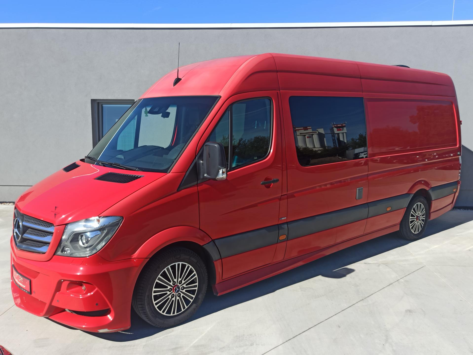 Mercedes-Benz Sprinter