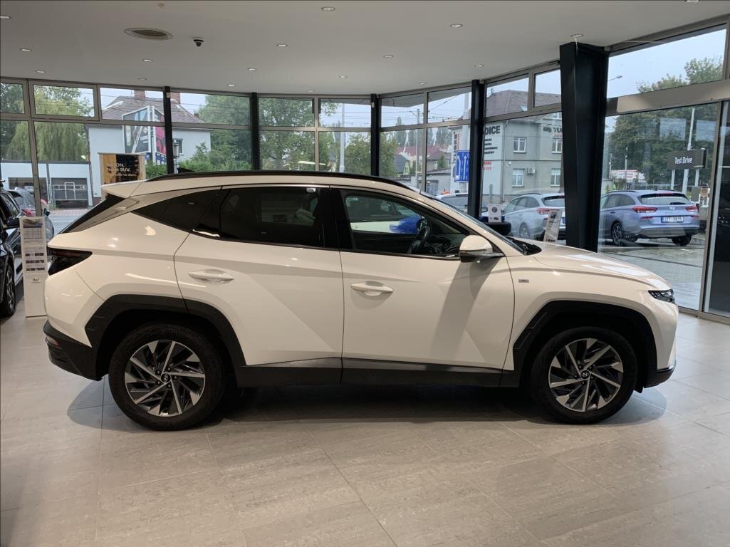 Hyundai Tucson SUV / Terénní 1,6 l 100 kw