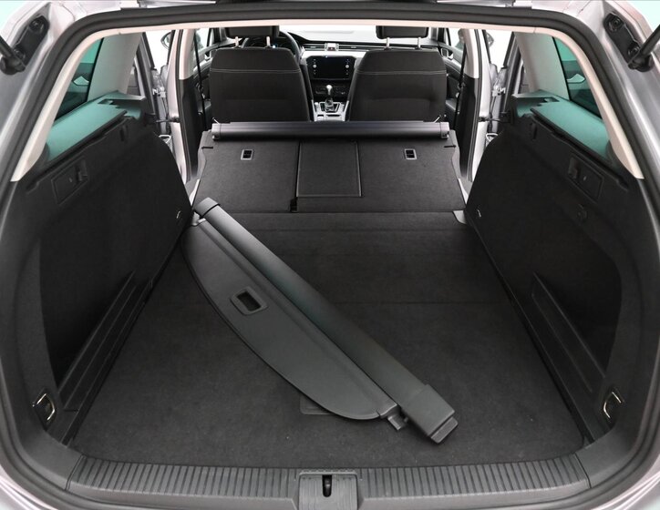 Volkswagen Passat Kombi 2,0 l 110 kw