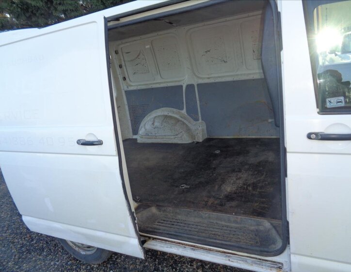 Volkswagen Transporter 18