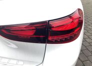 Mercedes-Benz GLA 10