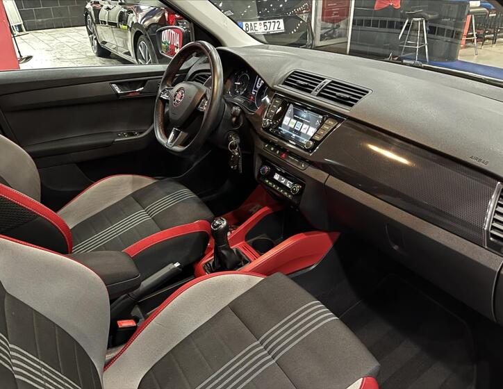Škoda Fabia 13