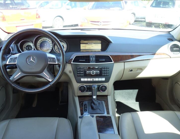 Mercedes-Benz Třídy C 17