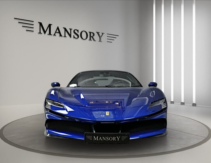 Ferrari SF90 Kupé 4,0 l 736 kw
