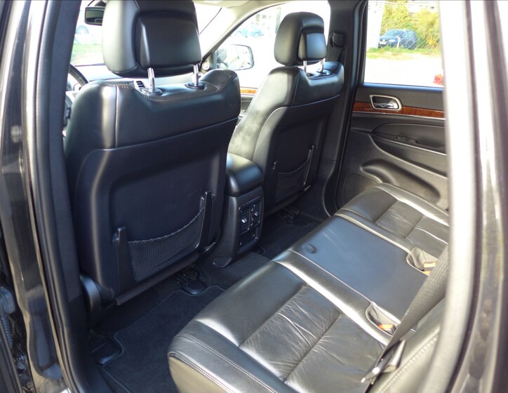Jeep Grand Cherokee 31