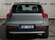 Volvo XC40 4