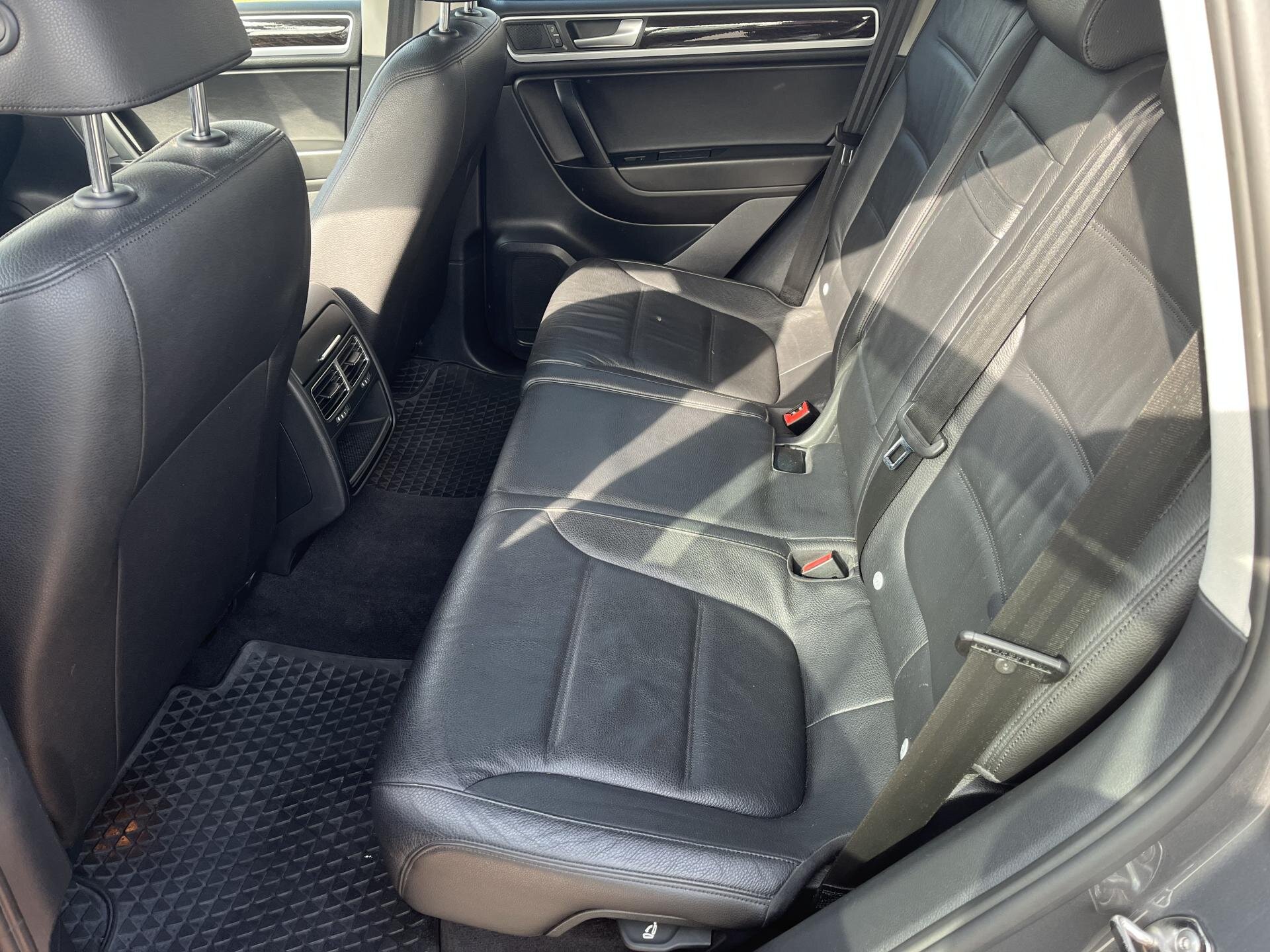 Volkswagen Touareg SUV 3,0 l 176 kw