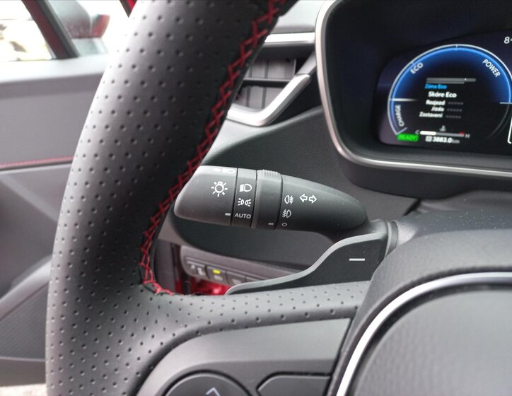 Toyota Corolla Kombi 2,0 l 98 kw