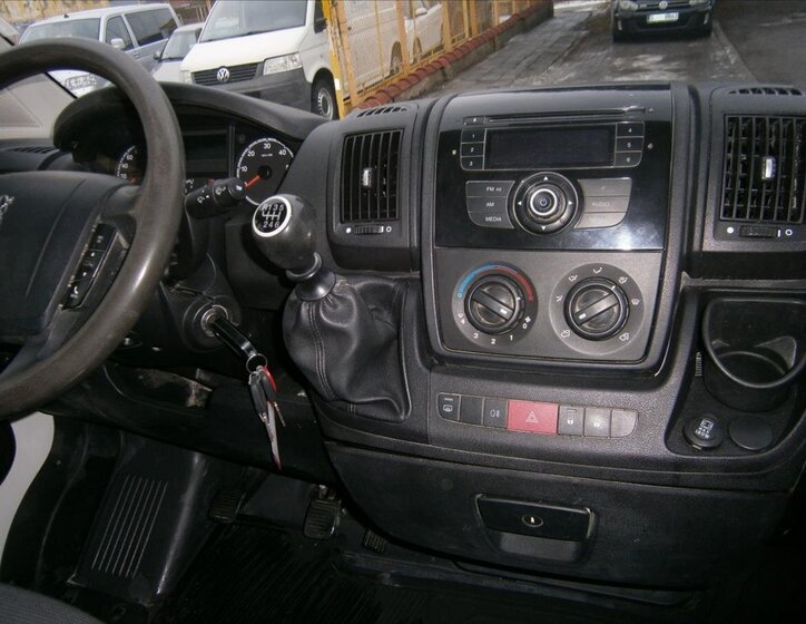 Peugeot Boxer Ostatní 2,2 l 96 kw