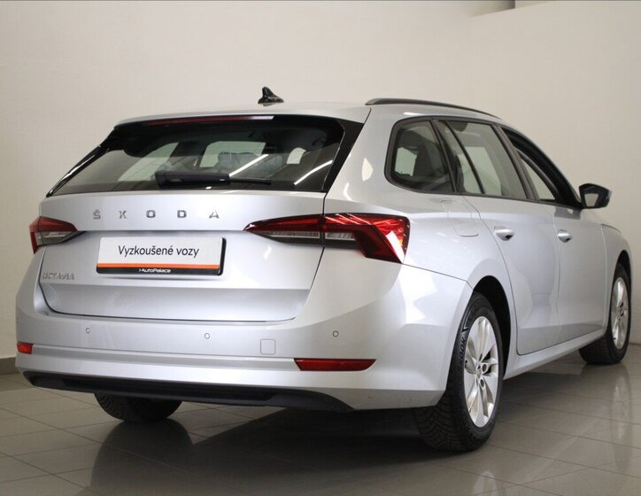 Škoda Octavia Kombi 2,0 l 85 kw