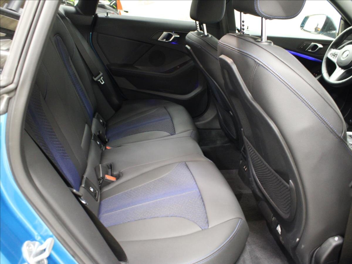 BMW Řada 2 Sedan / Limuzína 1,5 l 100 kw