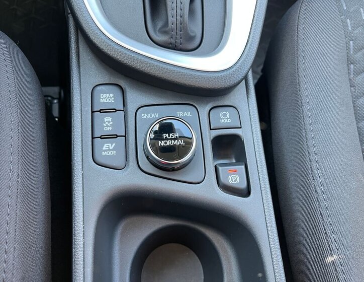 Toyota Yaris Cross SUV / Terénní 1,5 l 68 kw