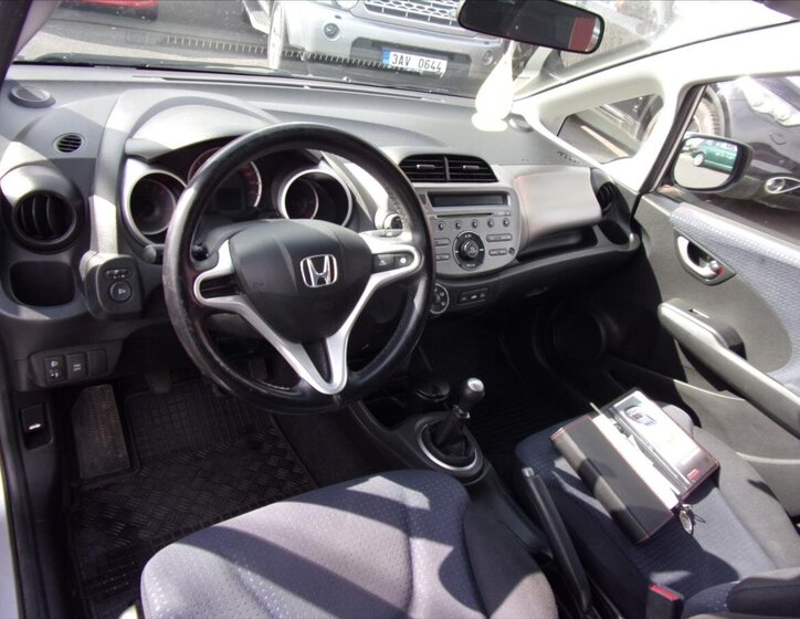 Honda Jazz Hatchback 1,2 l 66 kw
