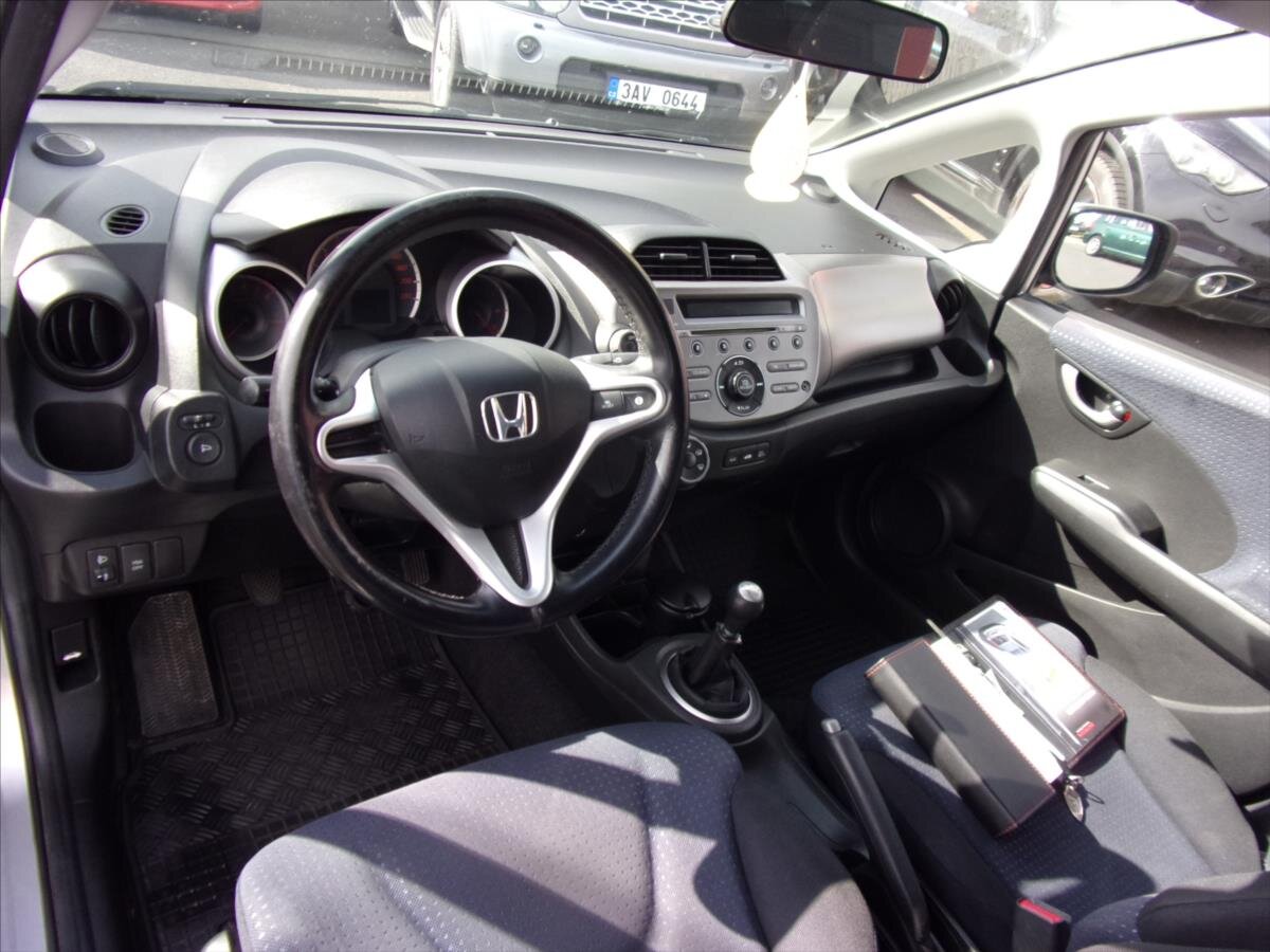 Honda Jazz Hatchback 1,2 l 66 kw