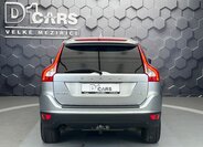 Volvo XC60 SUV / Terénní 2,0 l 120 kw