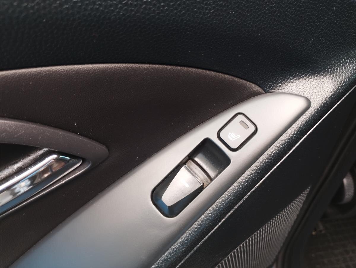 Hyundai ix35 SUV / Terénní 1,7 l 85 kw