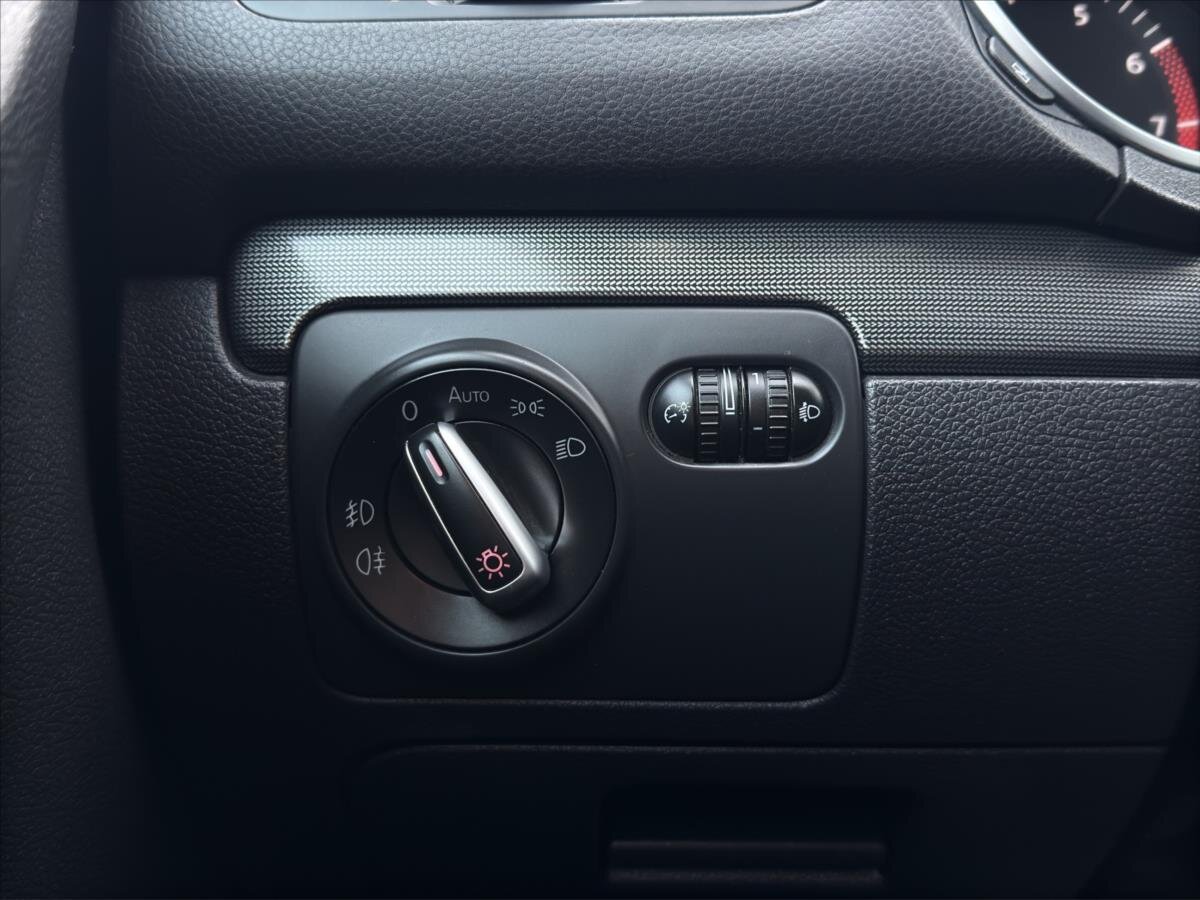 Volkswagen Golf Hatchback 1,4 l 90 kw