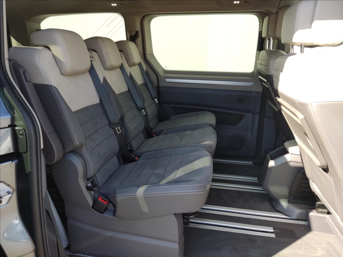 Volkswagen Multivan MPV 1,5 l 130 kw