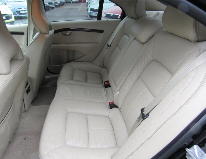 Volvo S80 Sedan 2,0 l 133 kw