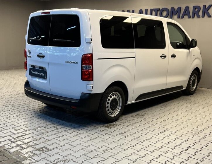 Toyota ProAce Verso 2