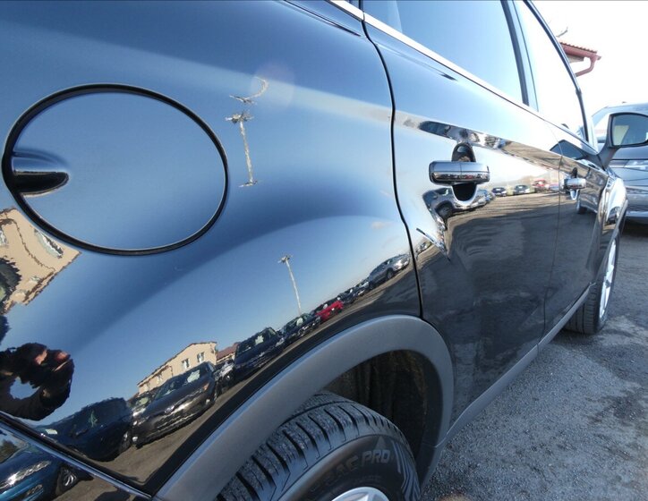 Ford Kuga SUV / Terénní 2,0 l 103 kw