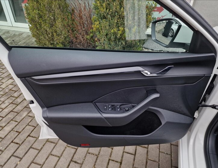 Škoda Octavia Kombi 2,0 l 110 kw