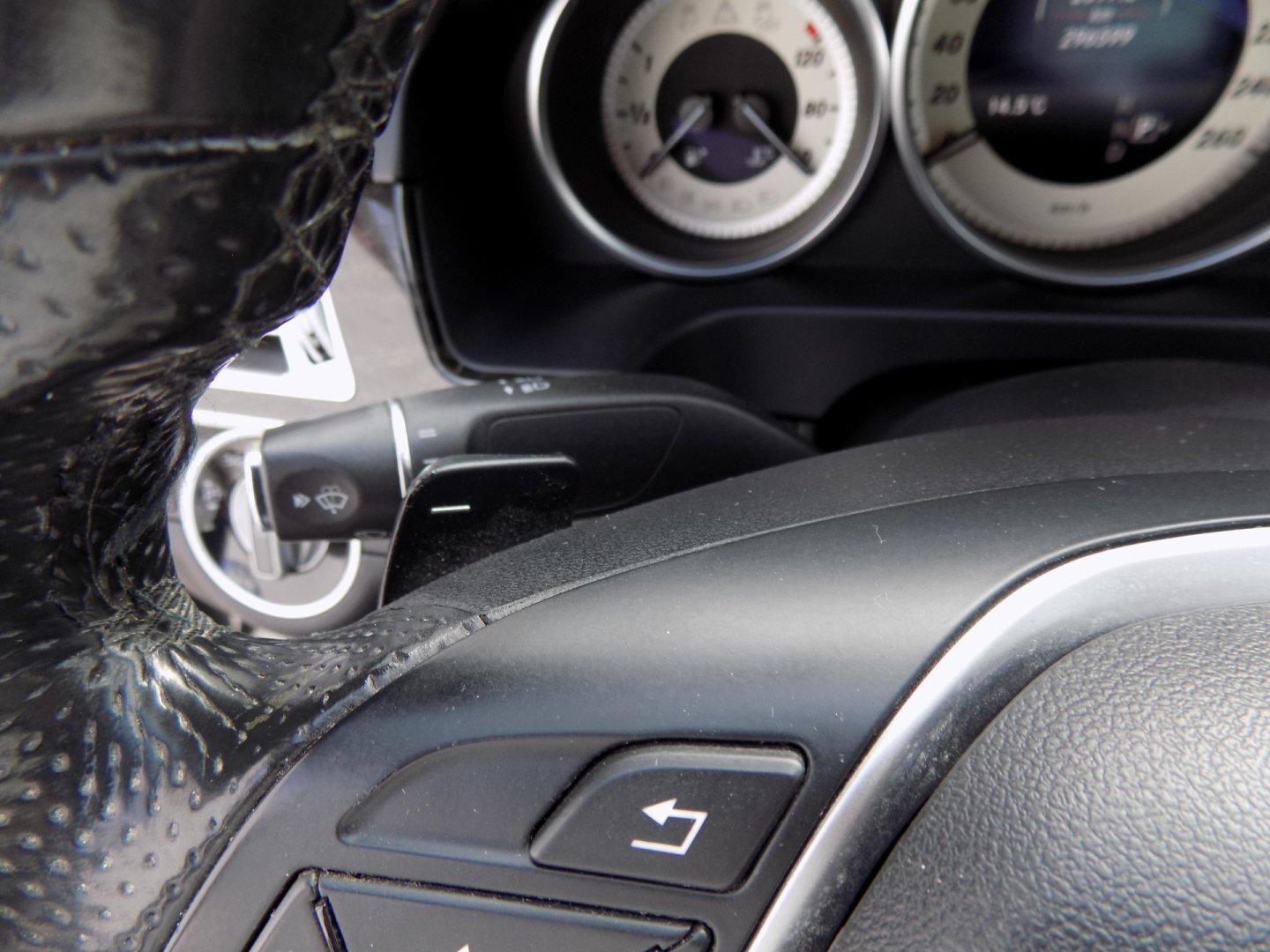 Mercedes-Benz Třídy E Sedan / Limuzína 2,1 l 125 kw