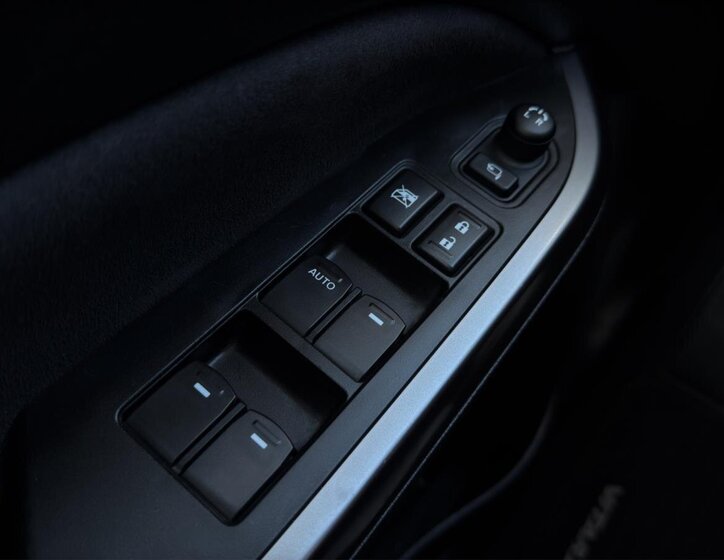 Suzuki Vitara SUV / Terénní 1,4 l 95 kw