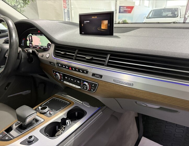 Audi Q7 SUV 3,0 l 200 kw