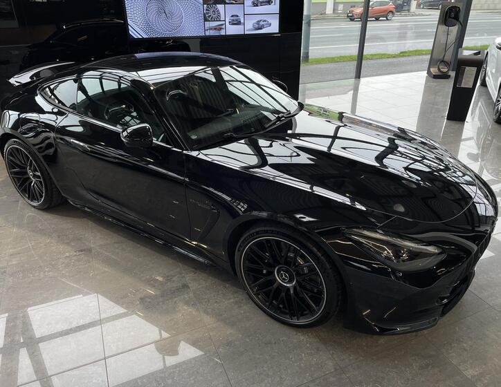 Mercedes-Benz AMG GT 3