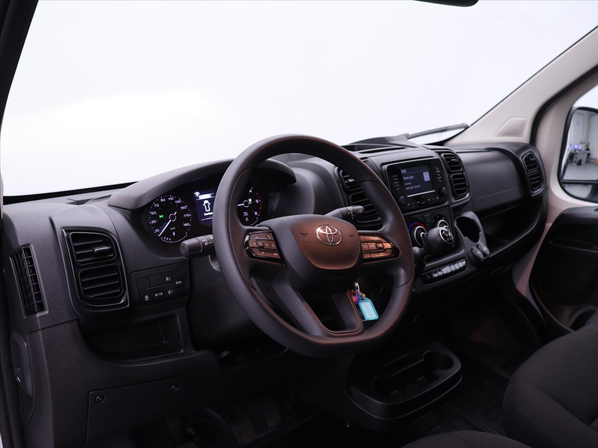 Toyota Proace Max Skříň 2,2 l 88 kw