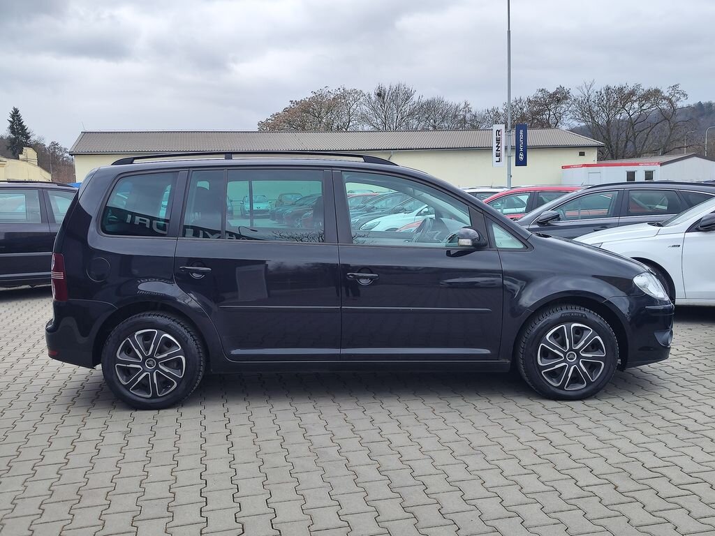 Volkswagen Touran MPV 1,4 l 103 kw