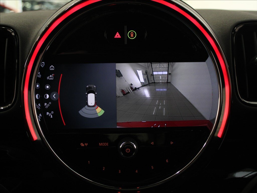 Mini Countryman SUV / Terénní 1,5 l 100 kw