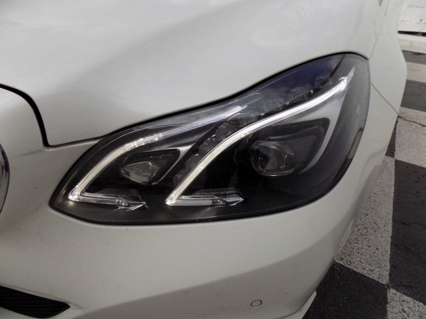 Mercedes-Benz Třídy E Sedan / Limuzína 2,1 l 125 kw