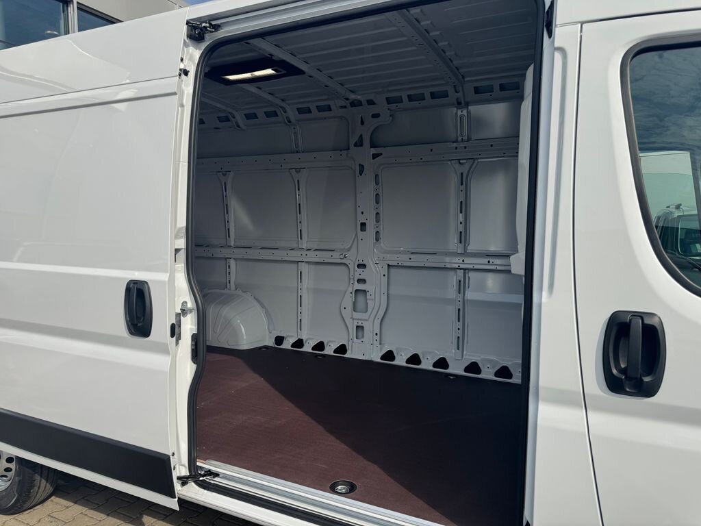 Toyota Proace Max Skříň 2,2 l 103 kw