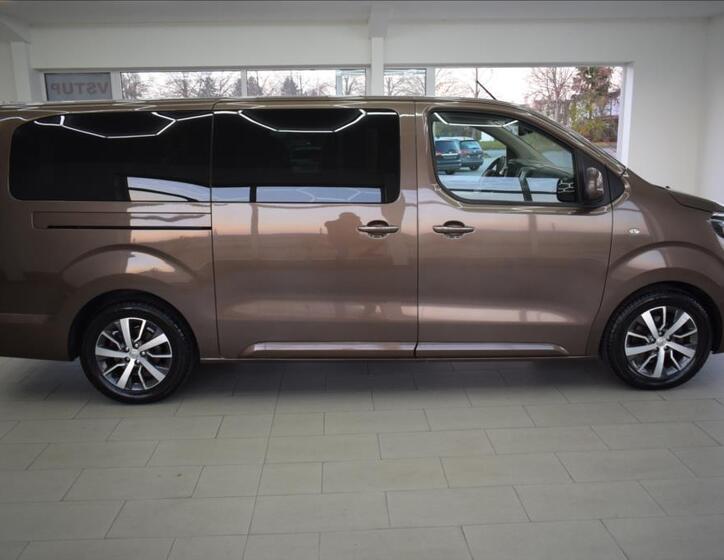 Toyota ProAce Verso 4