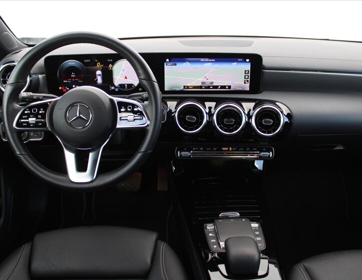 Mercedes-Benz CLA 14