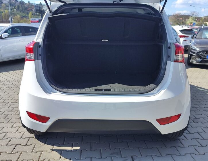 Hyundai ix20 MPV 1,4 l 66 kw