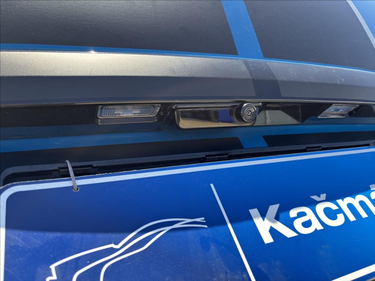 Ford Tourneo Custom Kombi 2,5 l 171 kw