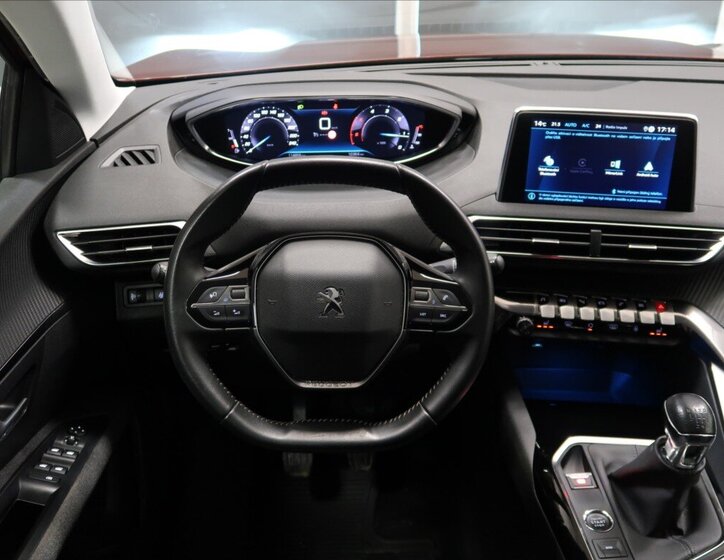 Peugeot 5008 MPV 1,5 l 96 kw