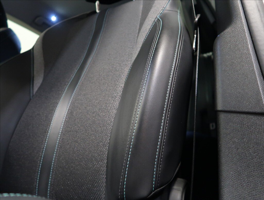 Peugeot 308 Kombi 1,2 l 96 kw